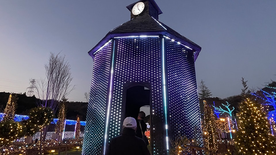 ローザンベリー多和田2022 時計塔LEDビジョン